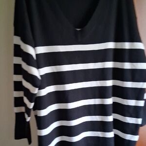 Ava & Viv Black and White Striped Long Sleeve Top